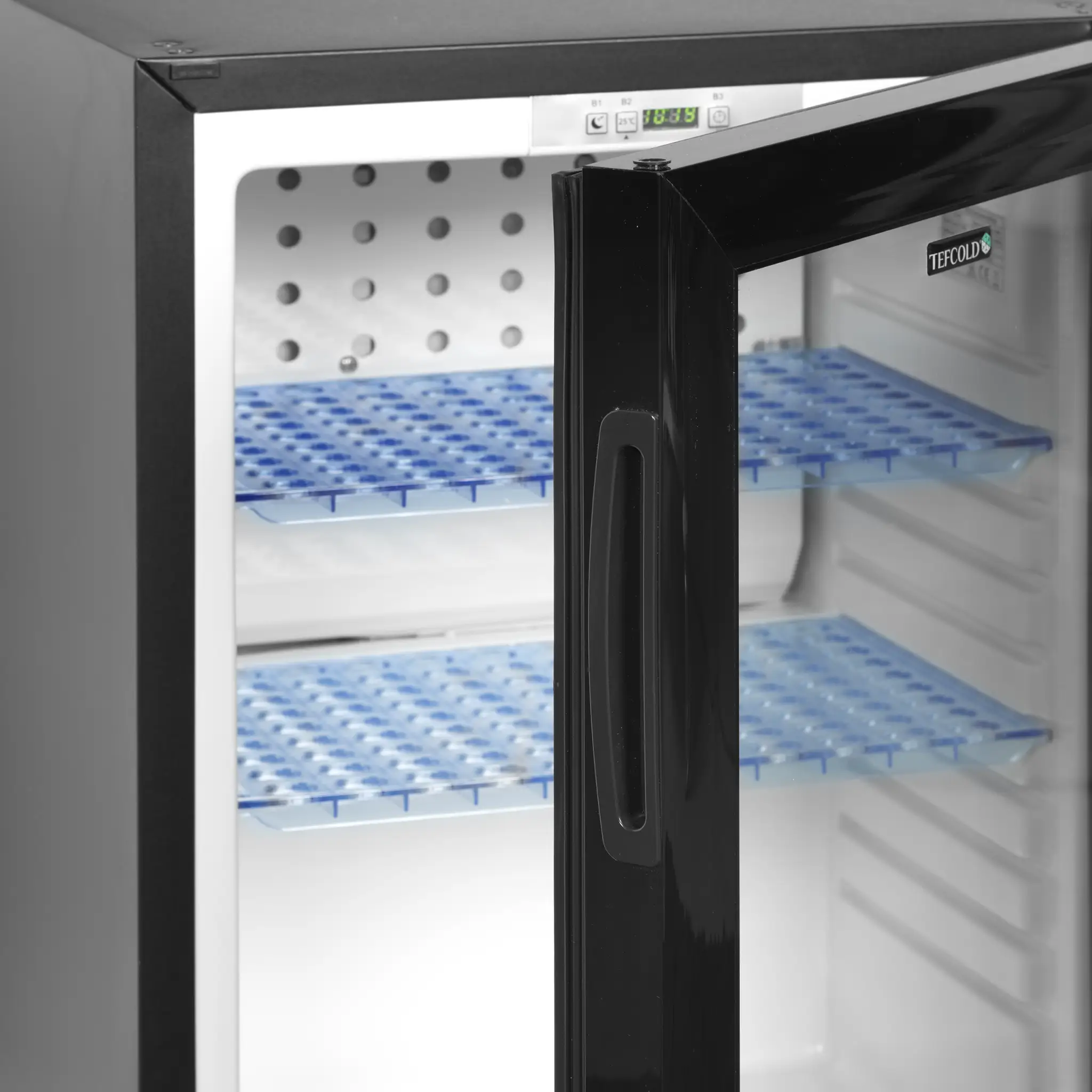 Réfrigérateur minibar à porte vitrée - TEFCOLD - TM45GC-46360 by TEFCOLD